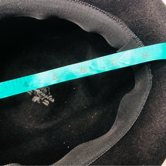 VTG 60s Lancaster Black Derby Cloche Hat Ladies Retro ChaplinStyle Bow 100%Wool - Picture 10 of 10